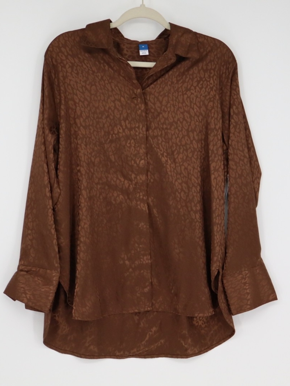 Old Navy Satin Boyfriend Shirt Women’s Medium Espresso Leopard Jacquard NWT